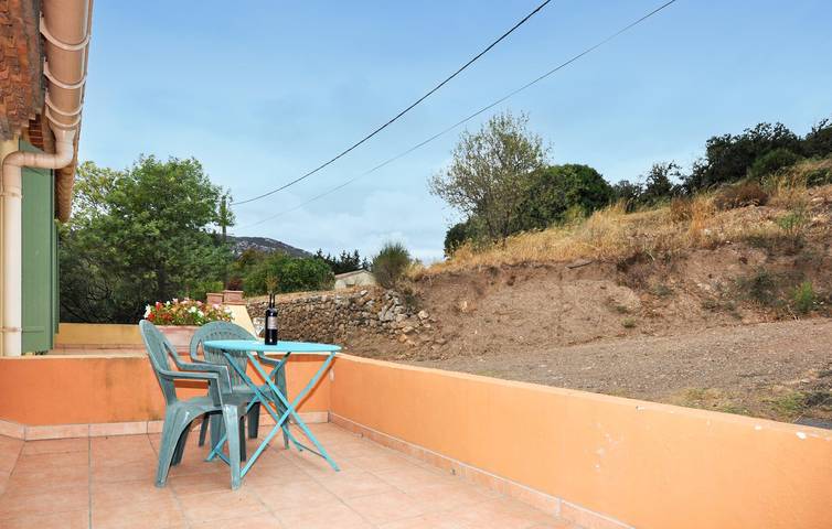 Location de vacances pour 5 personnes, avec Terrasse et Jardin à Feuilla