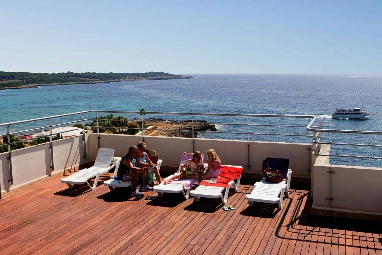 Aparthotel Playa Dorada in S'illot, Sant Llorenç des Cardassar