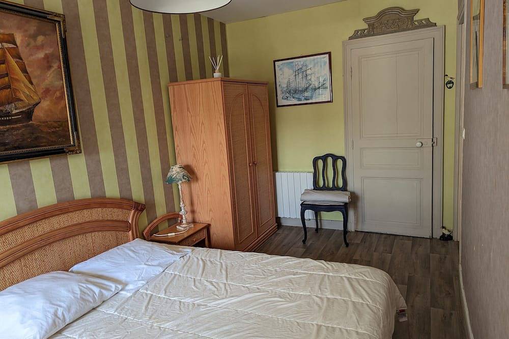 Appartement entier, Saint-Lunaire - Grand Hôtel - 4 pers - accès plage pied in Saint-Lunaire, Région de Saint-Malo