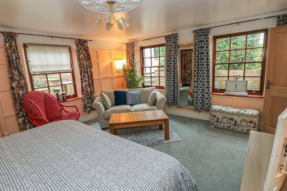 The Laurels Flat, romantic, country holiday cottage in St Fagans in Cardiff, Région de Cardiff