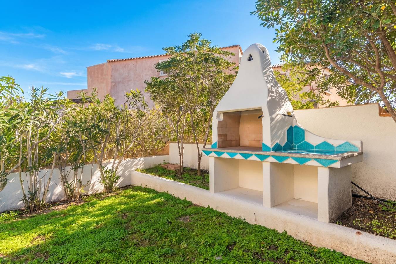 Celeste House With Pool in Moriscu, Olbia