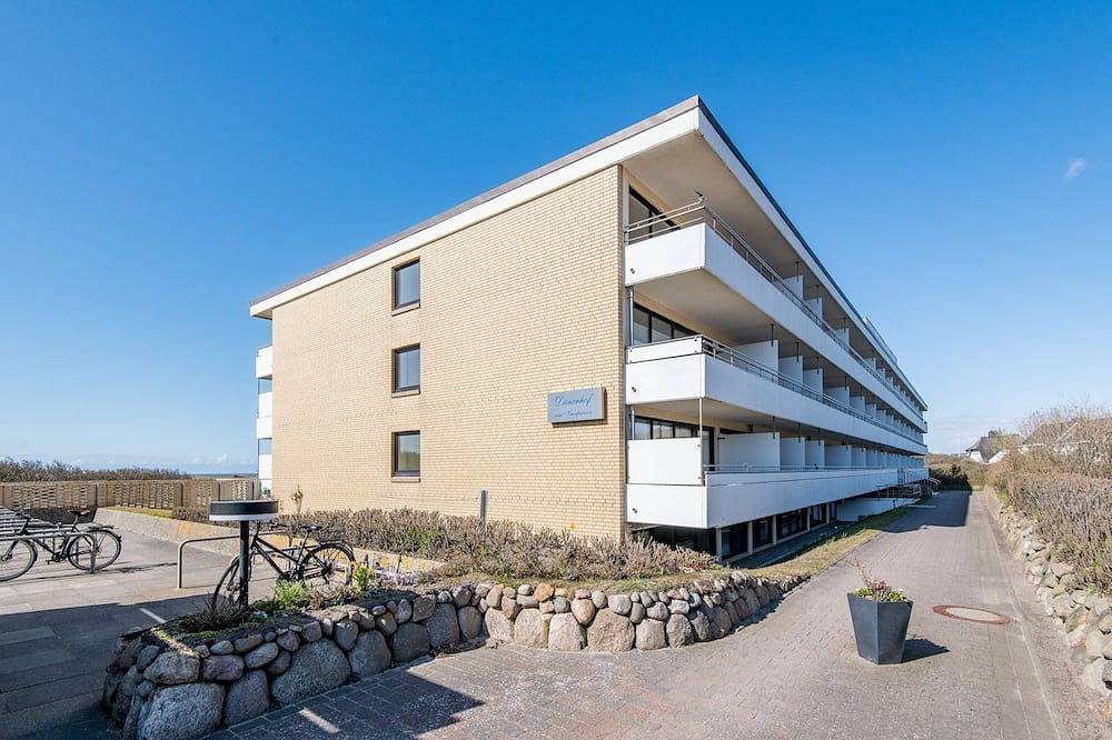 Ganze Wohnung, Dünenhof zum Kronprinzen, Seafront, App. 61 - 1-Zimmerwohnung mit Meerblick und in Nordfriesische Inseln (Schleswig-Holstein) (Schleswig-Holstein), Wenningstedt