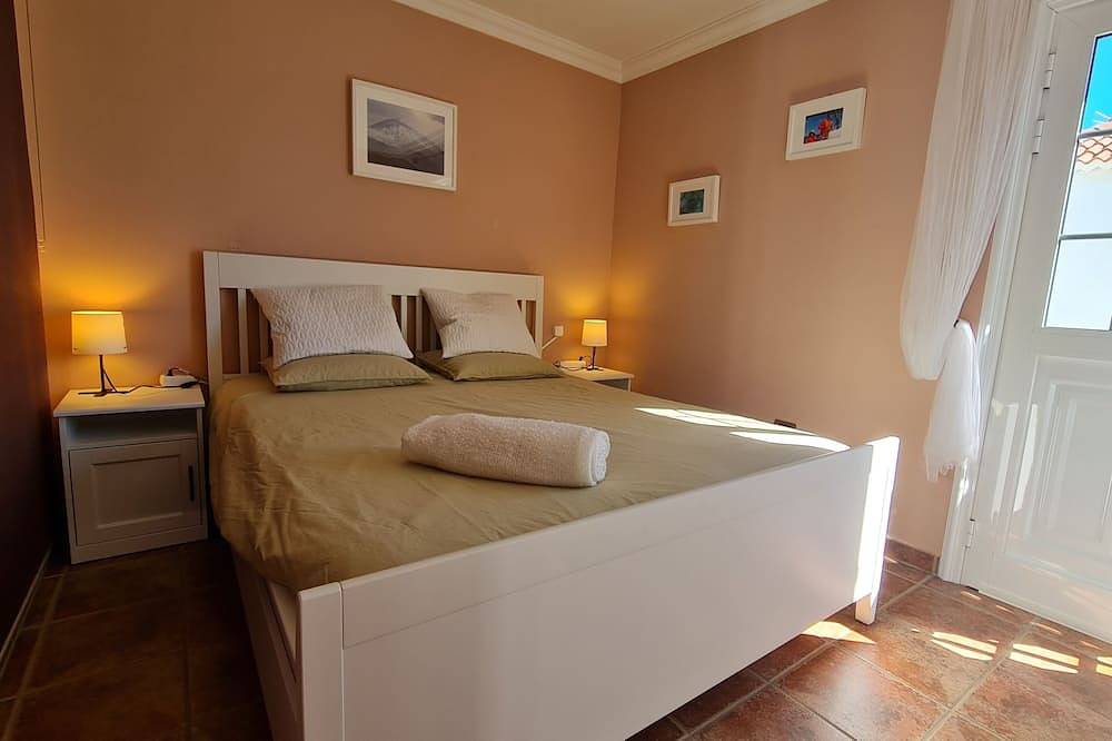 Villa Cristina - Casa Tipica Canaria En Abades Con Una Fantastica Playa in Abades, Arico