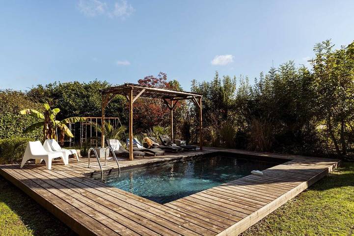 Gîte pour 13 personnes, avec piscine ainsi que jardin et jacuzzi - 1