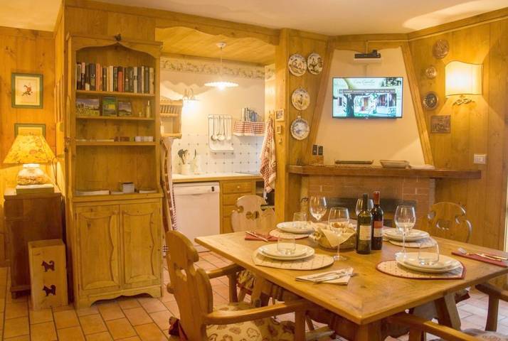 Appartamento per 6 persone, con Balcone e Terrazza nonché Giardino e Panorama a Folgaria