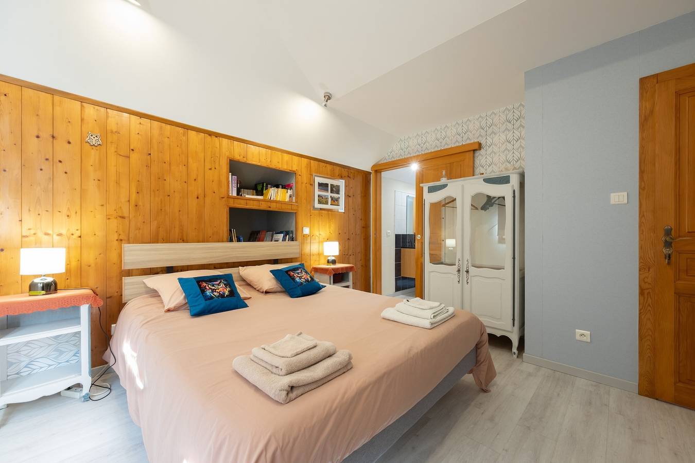 Chambre d’hôtes « Le Chalet des Beuquillons » : Vue Montagne, Terrasse Privée, Wi-Fi in Gérardmer, Parc naturel régional des Ballons des Vosges