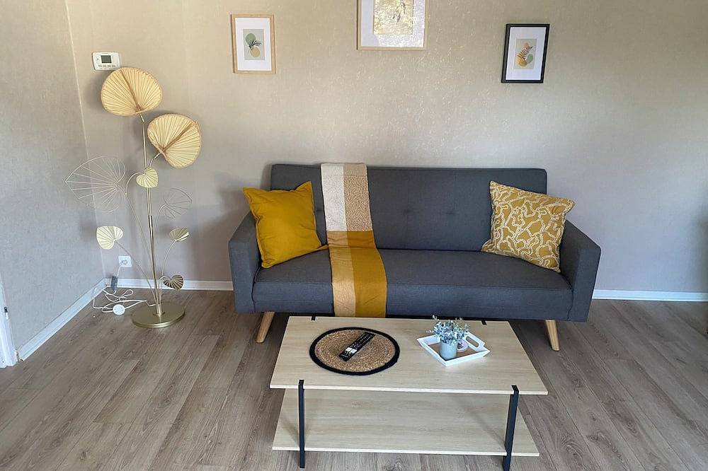 Entire apartment, Evry Moon. 70m2, 2 Chambres, Parking. Rer à 10 min à Pieds in Évry-Courcouronnes, Essonne