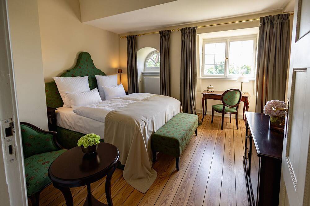 Doppelzimmer - Schlosshotel Neustrelitz in Neustrelitz, Mecklenburg-Strelitz