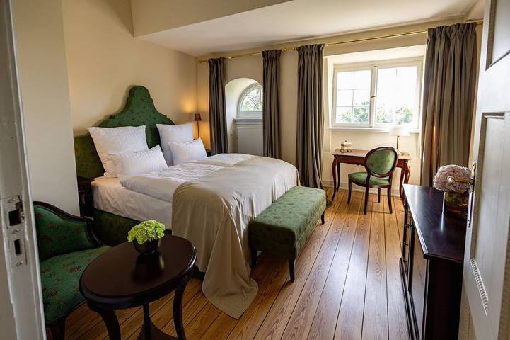 Schloss für 2 Personen, mit Garten und Sauna sowie Pool in Neustrelitz