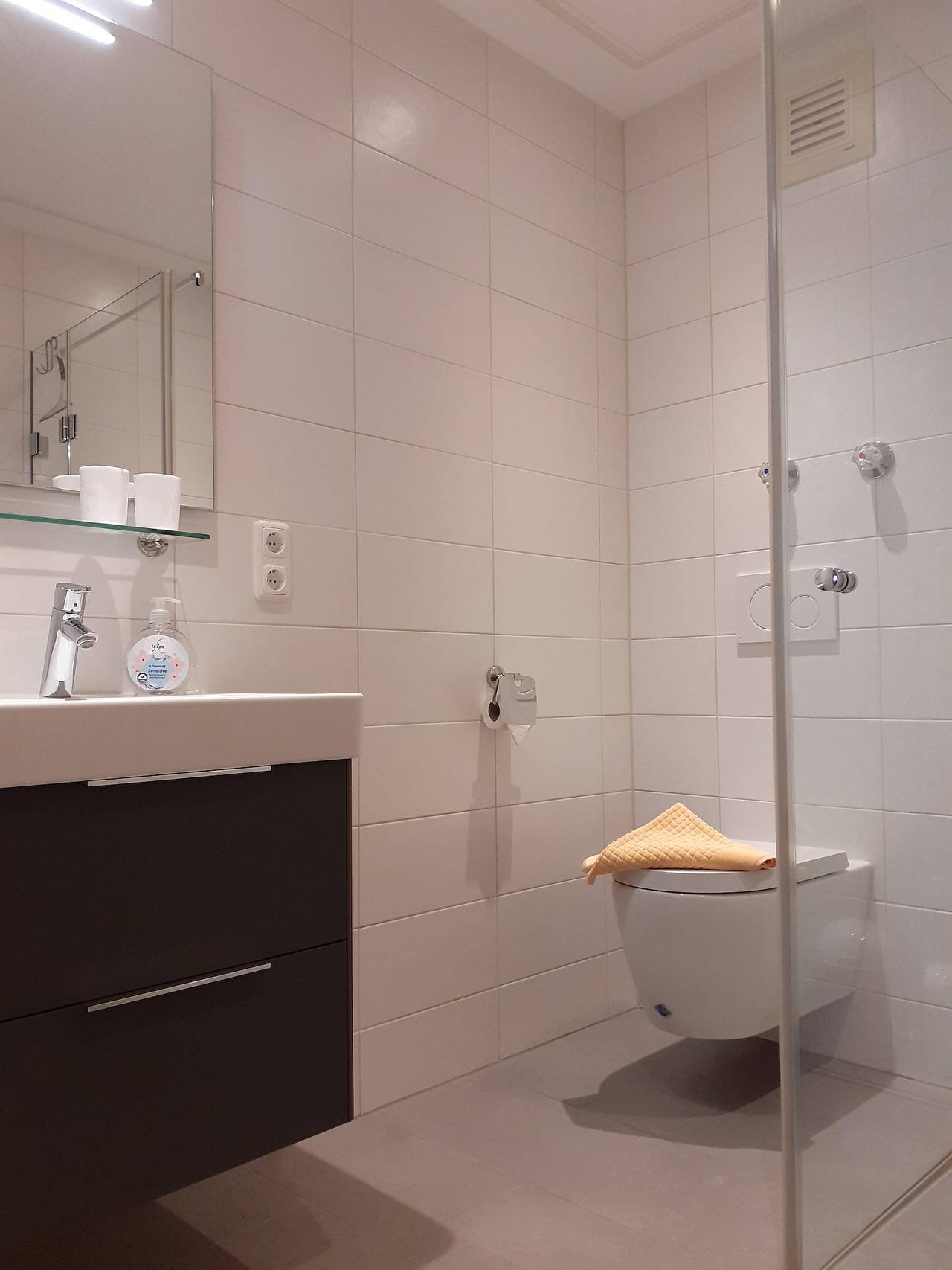 Ferienwohnung/2 Schlafräume/Bad, Wc, foto 12