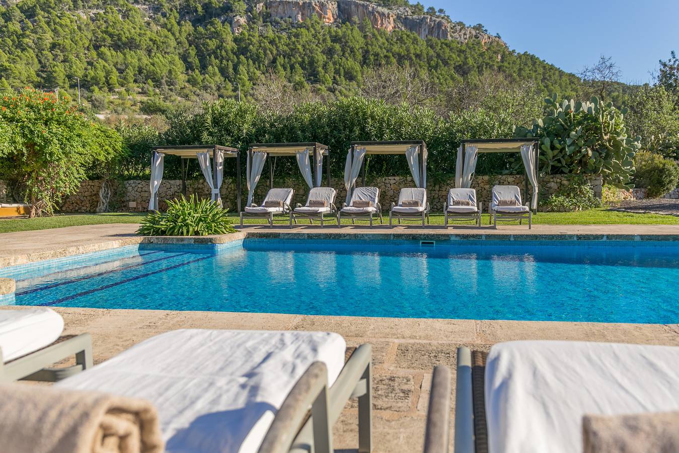 Historical house Mallorca pool wifi aircon/heat in Andratx, Mallorca Westen