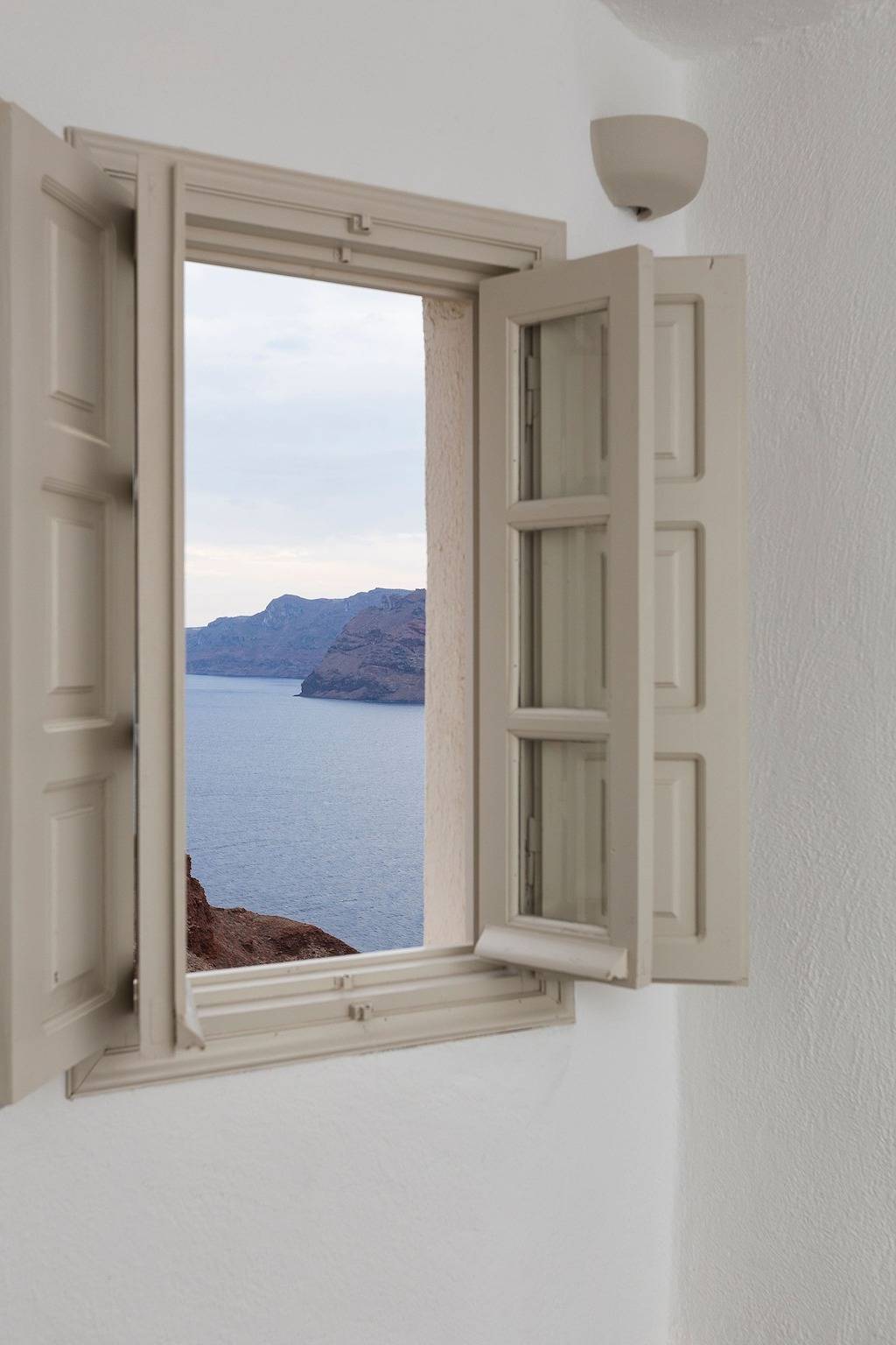 Stunning Caldera Views | Oia Mare Villas Cave Superior Studio with Caldera & Sea View | Oia in Ormos Ammoudiou, Oia