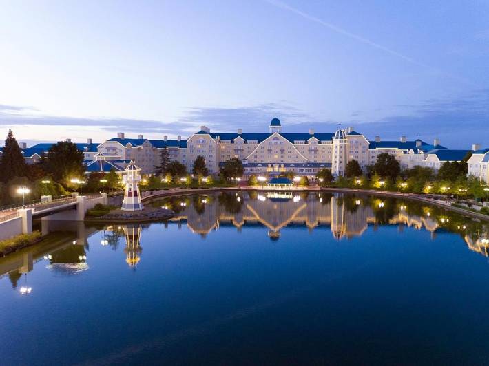 Hôtel pour 4 personnes, avec Terrasse et Piscine à Coupvray