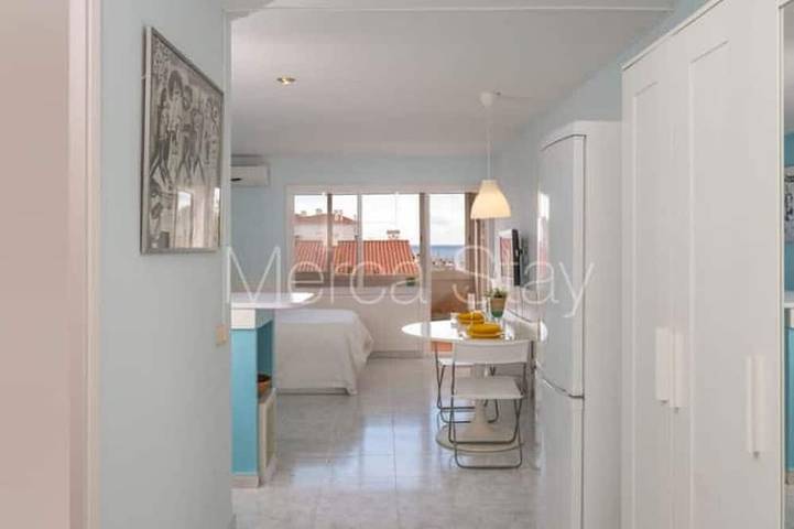Ganze Wohnung, Schönes Studio mit Pool & Meerblick in el Balmí Gran (Sitges), Sitges