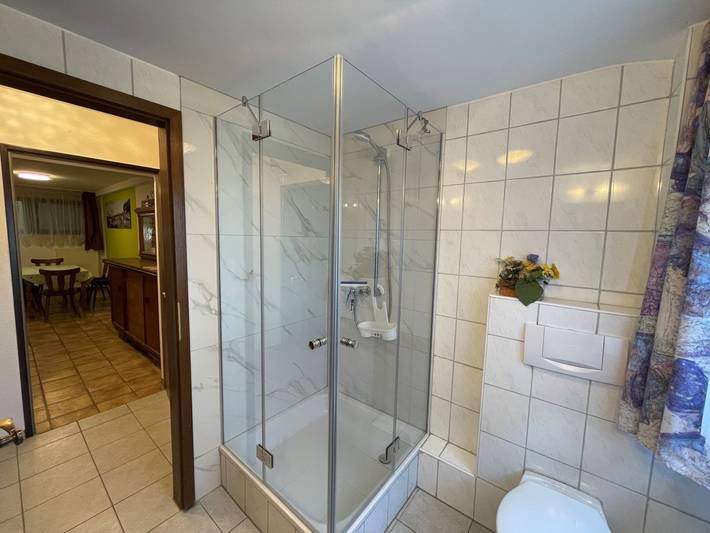 Ferienwohnung für 6 Personen, mit Terrasse und Garten sowie Sauna in Rock am Ring - 4