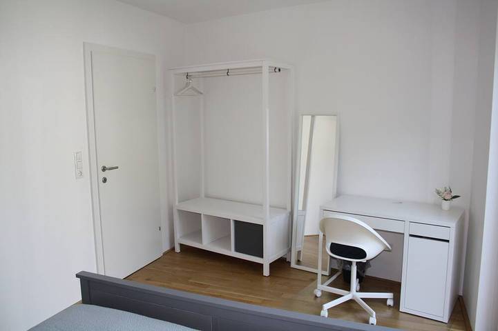 Ganze Wohnung, Einzelzimmer für 1 Gast mit 13m² in Innsbruck in Stubaier Alpen, Innsbruck