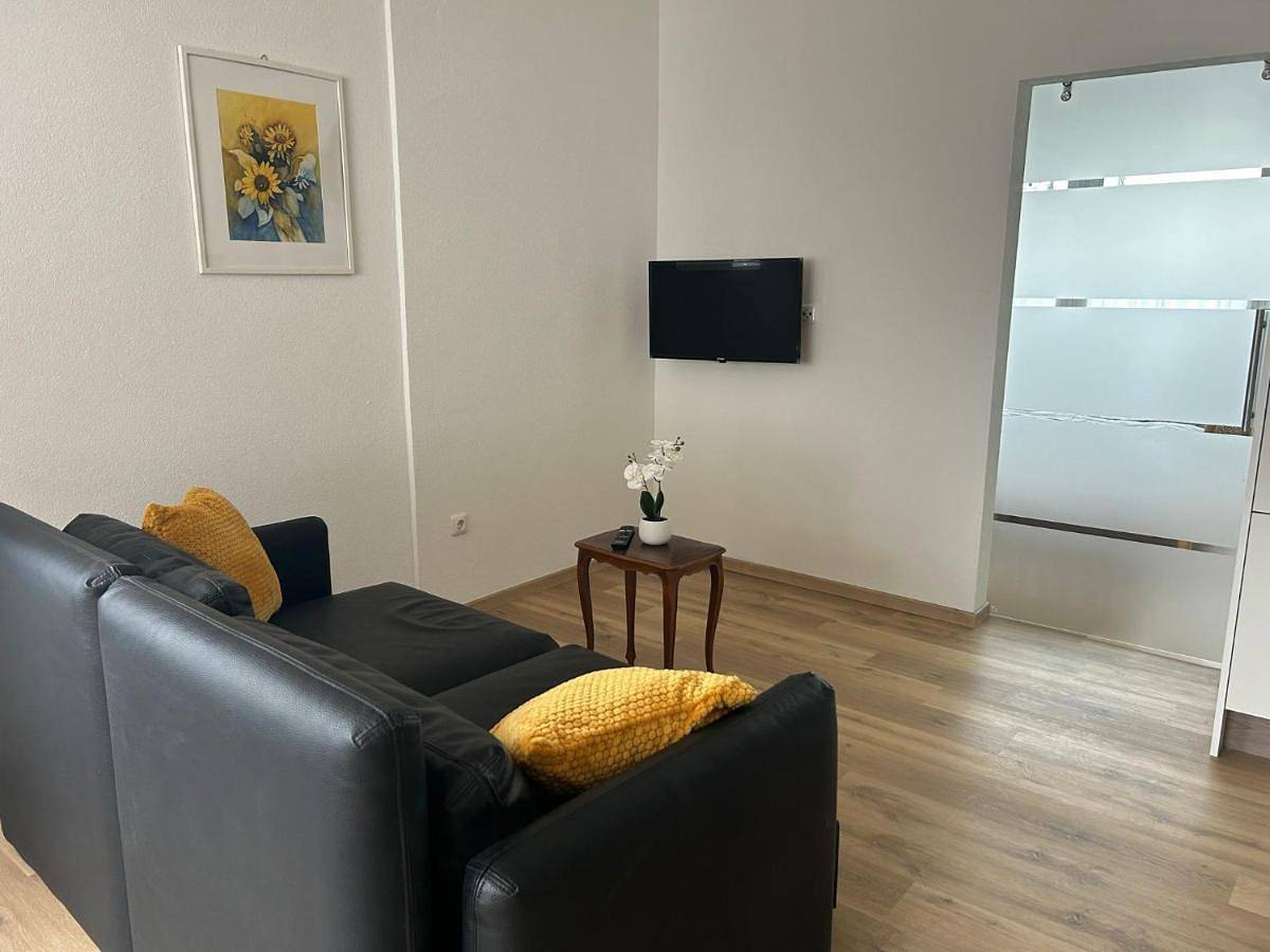 Ganze Wohnung, One-Bedroom Apartment in Sankt Georgen im Attergau, Attergau