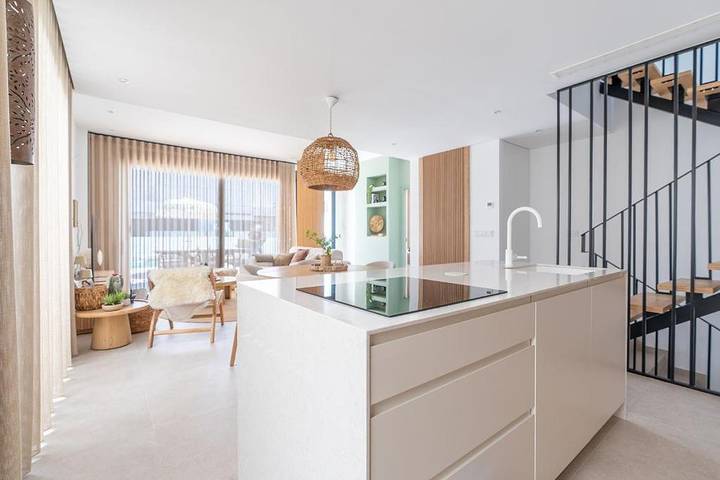 Casa rural para 6 personas, con Balcón además de Terraza y Piscina en Dolores - 4