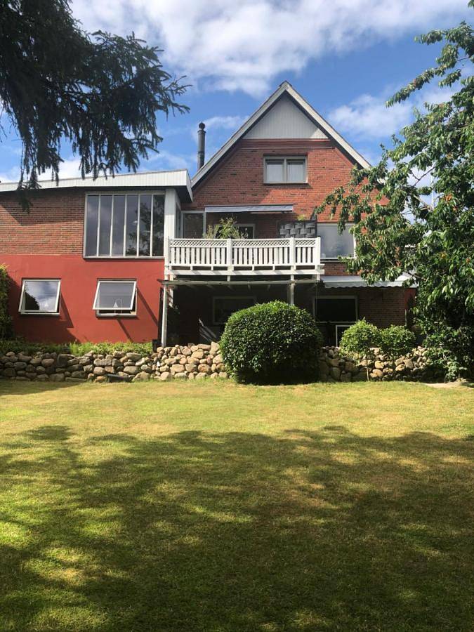 Gästhus för 5 Personer, med terass och trädgård - 1