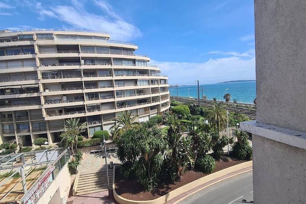 Ganze Wohnung, Bocca Cabana - Studio Cannes La Bocca 5 minutes' walk from the station and bus stop in Cannes La Bocca, Cannes