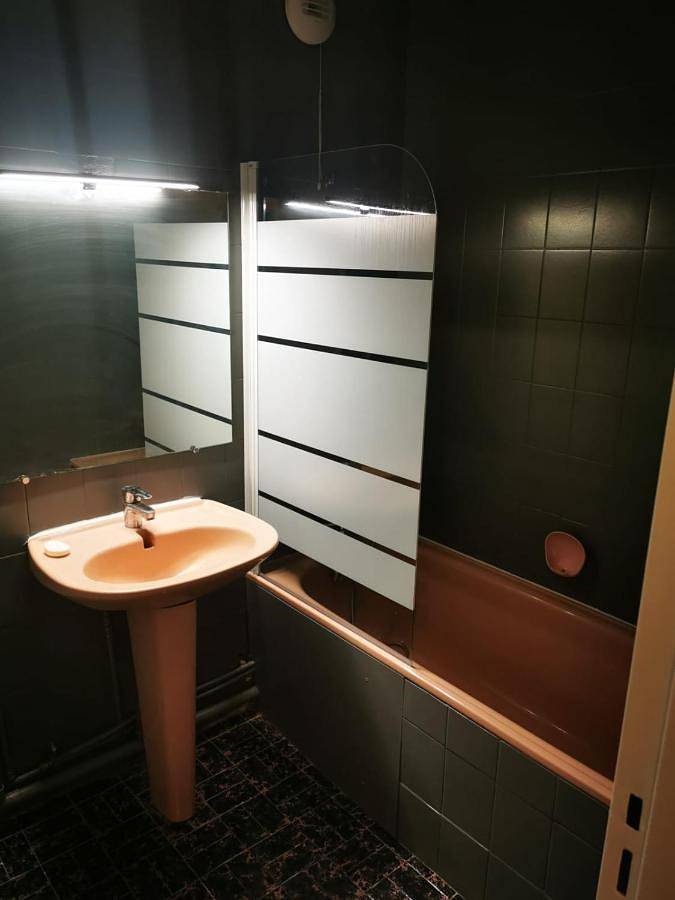 Double Room in Saint-Ouen-l'Aumône, Val-d'Oise