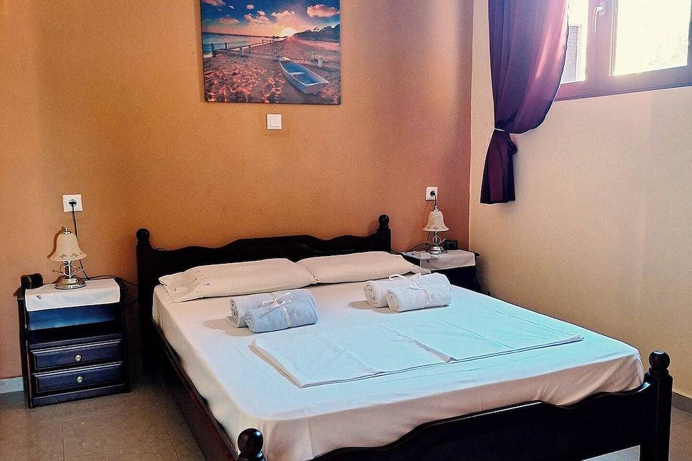 Ganze Wohnung, Dreamy South Apartment mit Meerblick & Pool – Gartenebene, Frangokastello Kreta in Chania und Umgebung