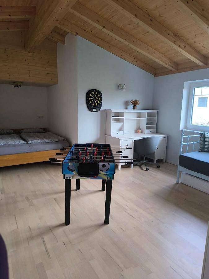 Ferienwohnung für 8 Personen, mit Terrasse und Garten sowie Ausblick in Landkreis Aichach-Friedberg - 3