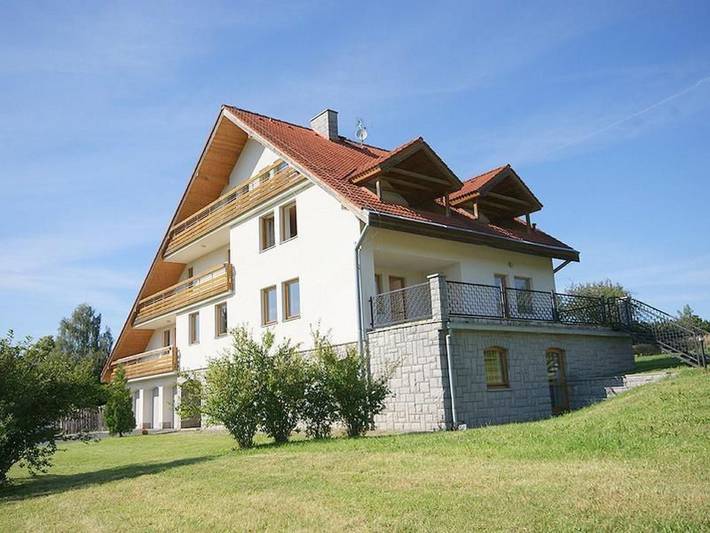 Casa de vacaciones para 20 personas, con terraza además de jardín y sauna - 1