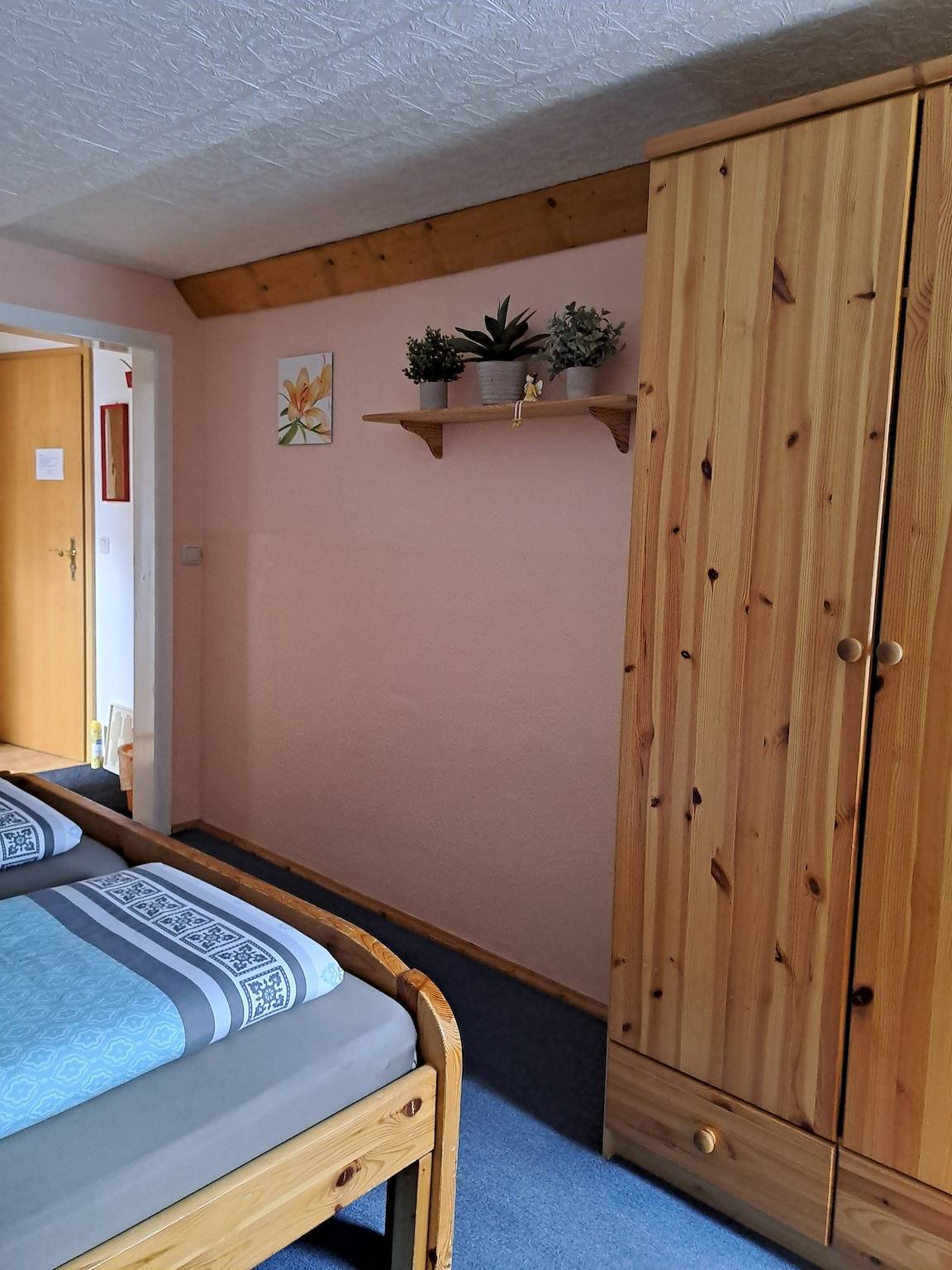 Entire holiday apartment, Pension Kaufmann Ferienwohnung 1 in Oberwiesenthal, Ore Mountains