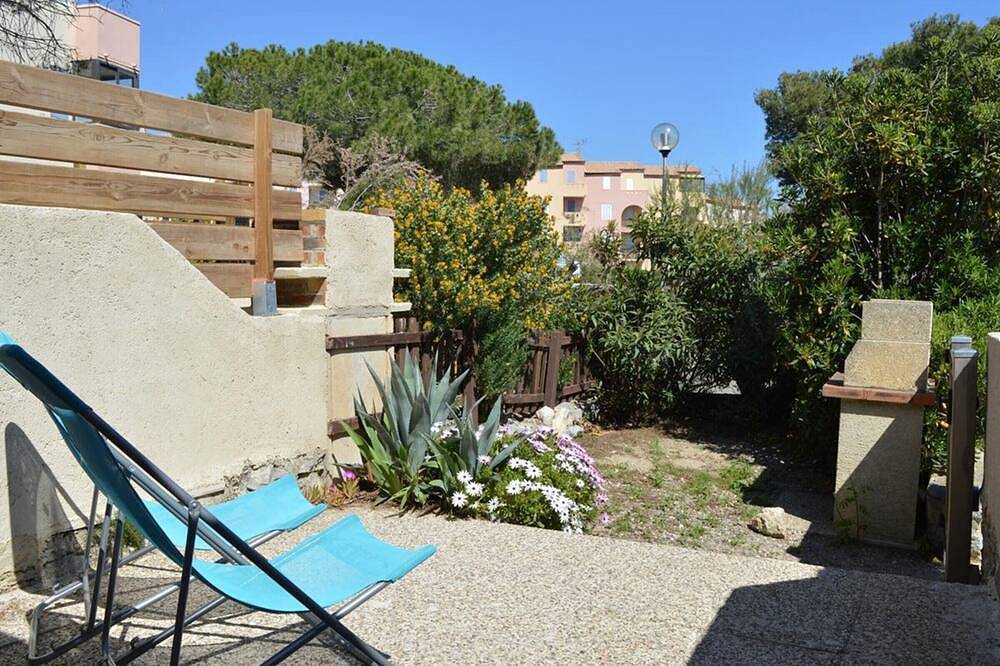 Appartement De Vacances pour 4 Personnes dans Saint Pierre la Mer, Fleury