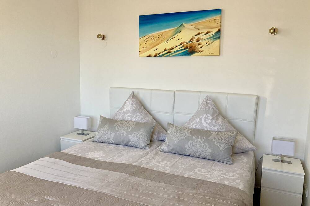 Villa Vista Mar La Pared mit Pool und Wunderschönen Blick auf das Meer in La Pared, Pájara