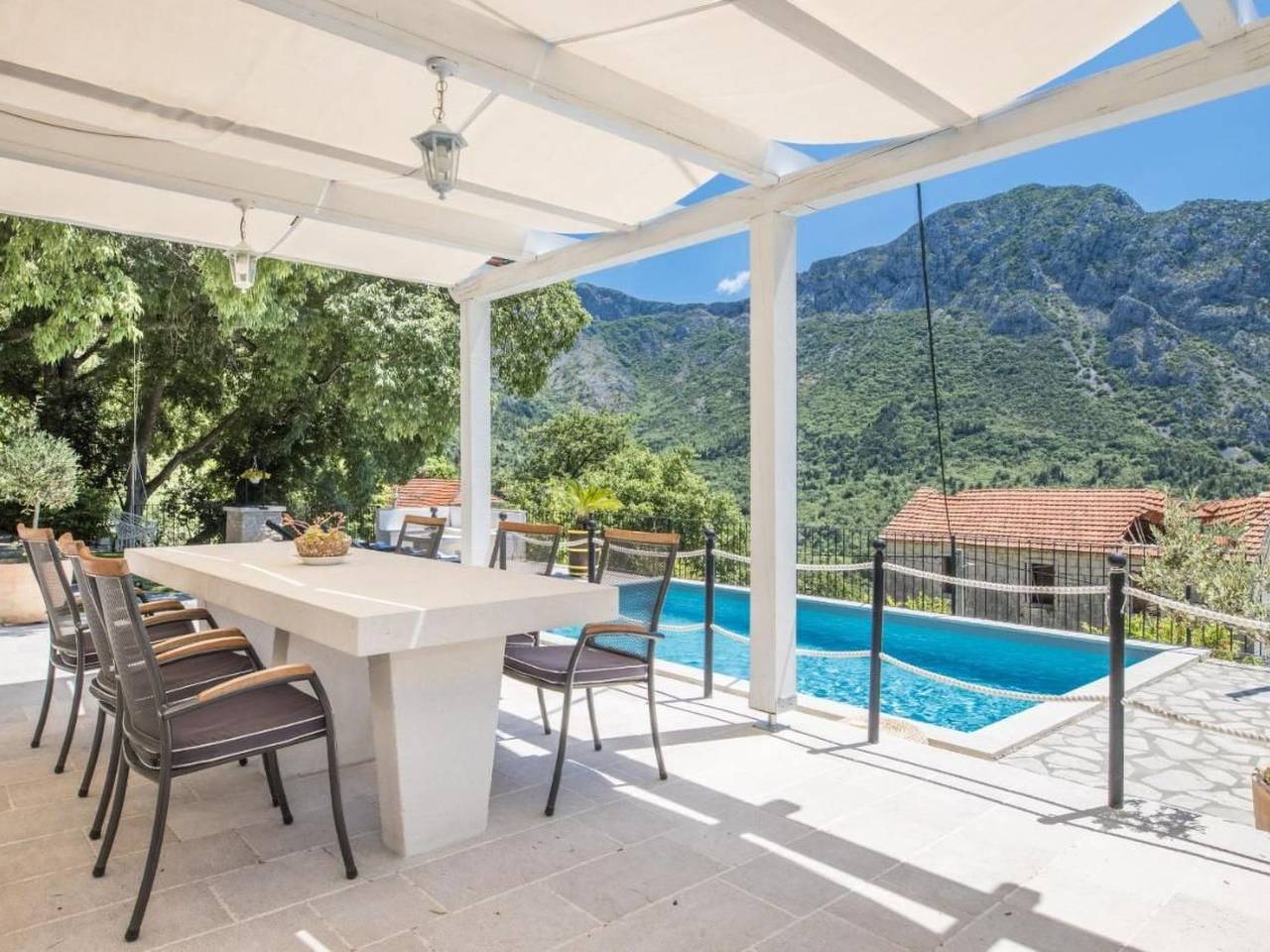 Schönes Steinhaus mit beheiztem Pool, Terrasse m in Zaostrog, Riwiera Makarska