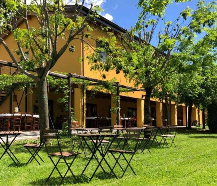 Appartamento per 3 persone, con Giardino e Piscina nonché Panorama a Rivergaro