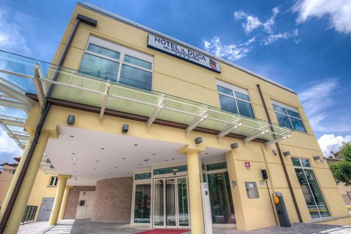 Hôtel pour 3 personnes, avec jardin, animaux acceptés à Pennabilli - 2