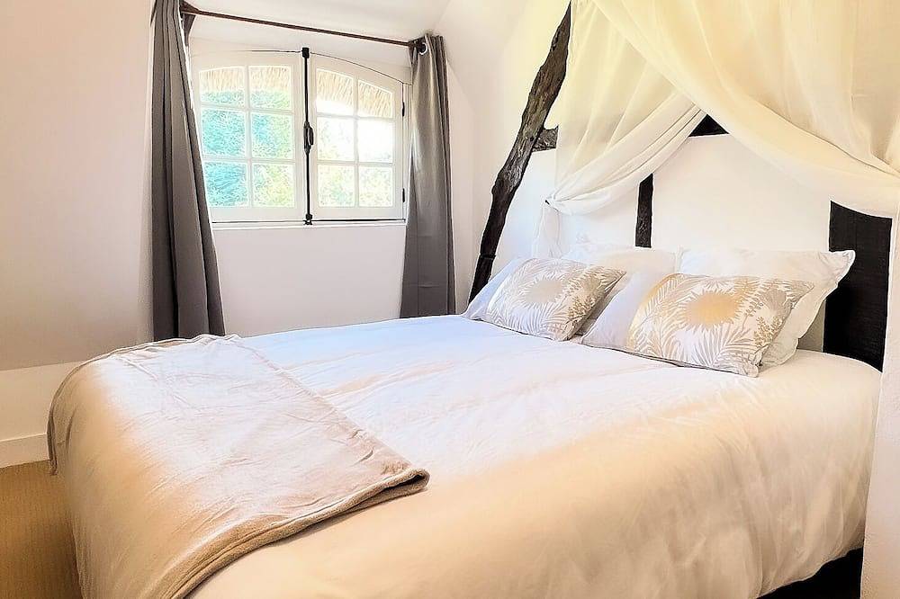Superb Normandy cottage with swimming pool for 8pers  in Bournainville-Faverolles, Región de Bernay