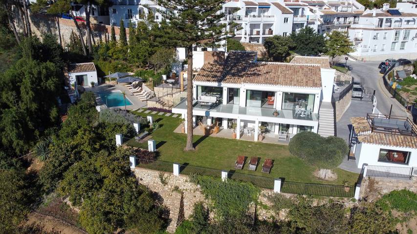 Casa de vacaciones para 14 personas, con balcón y jardín en Mijas Pueblo