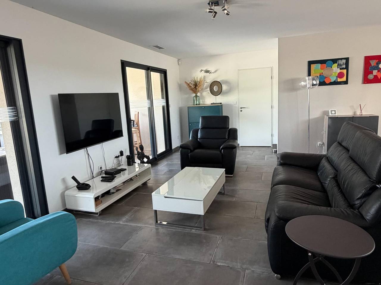 Villa con piscina y jacuzzi cerca de Châteauneuf-du-Pape – 8 personas in Sorgues, Vaucluse
