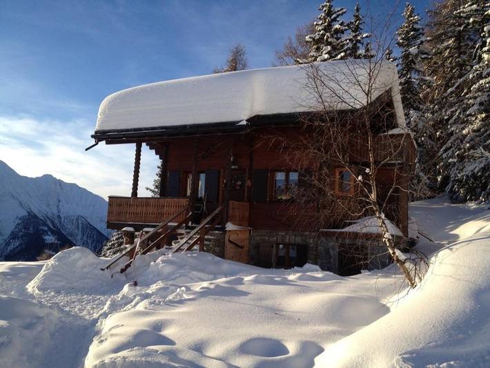 Gîte pour 5 personnes, avec terrasse ainsi que jardin et vue, animaux acceptés à Bettmeralp - 2