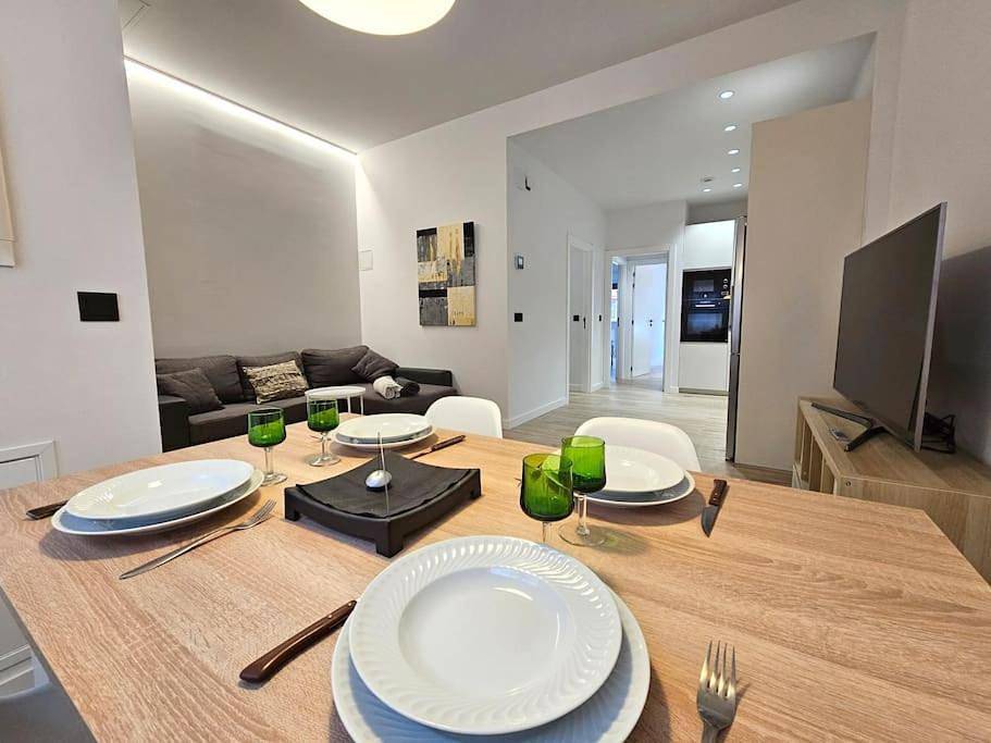 Apartamento entero, Two-Bedroom Apartment in Pamplona, Provincia de Navarra