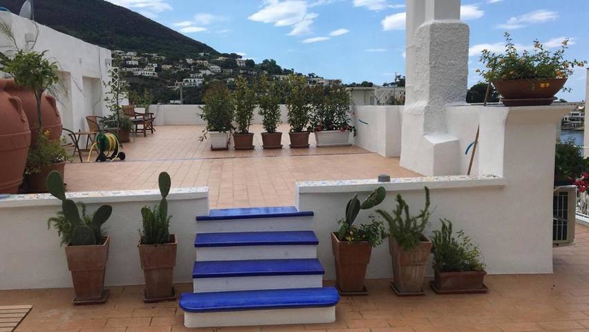 Location de vacances pour 2 personnes, avec terrasse dans Ischia - 4