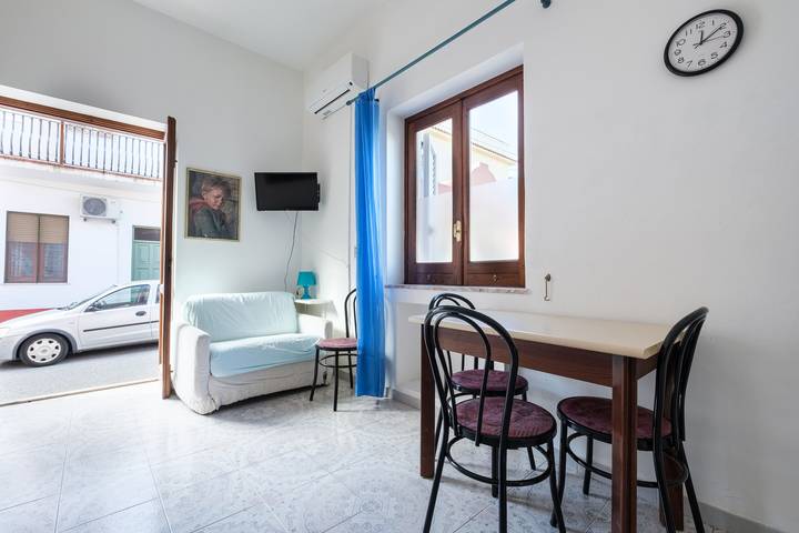 Gîte pour 3 personnes, avec Jardin à Lipari - 2