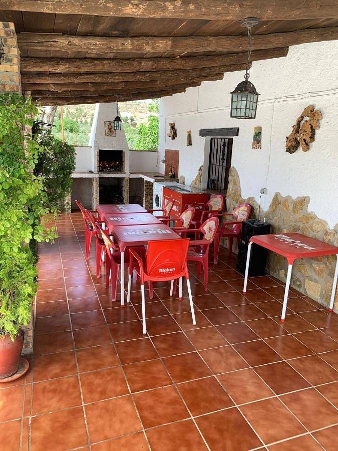 Casa rural para 17 personas, con Terraza además de Jardín y Piscina en Pozo Alcón - 2
