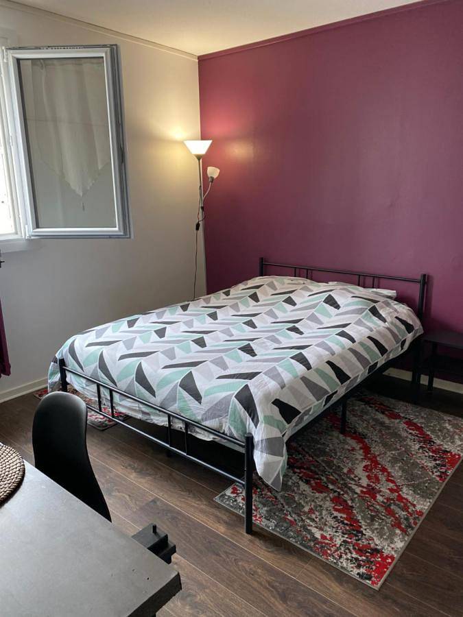 Appartement entier, Double Room with Balcony in Vandœuvre-lès-Nancy, Région de Nancy