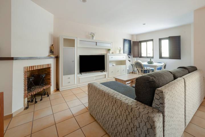 Ganze Wohnung, Apartment 'Charmantes Duplex in Hacienda Alamo' mit Gemeinschaftspool, Wlan und Klimaanlage in Hacienda del alamo, Fuente Alamo de Murcia