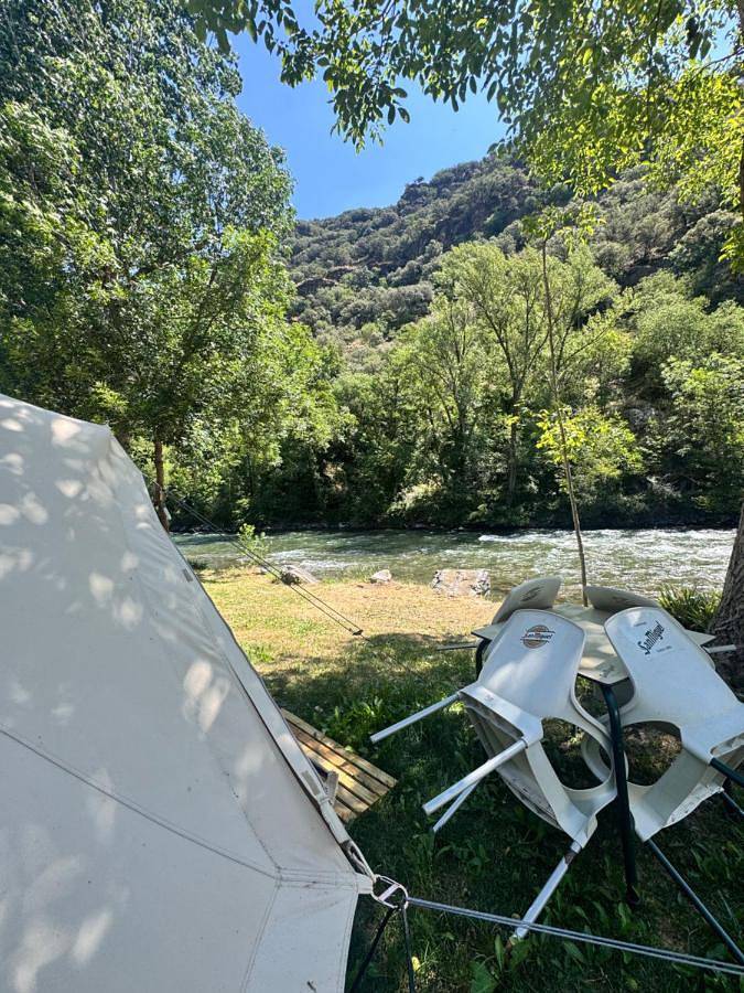 Location de vacances pour 3 personnes, avec vue ainsi que jardin et piscine, animaux acceptés à Sort - 4