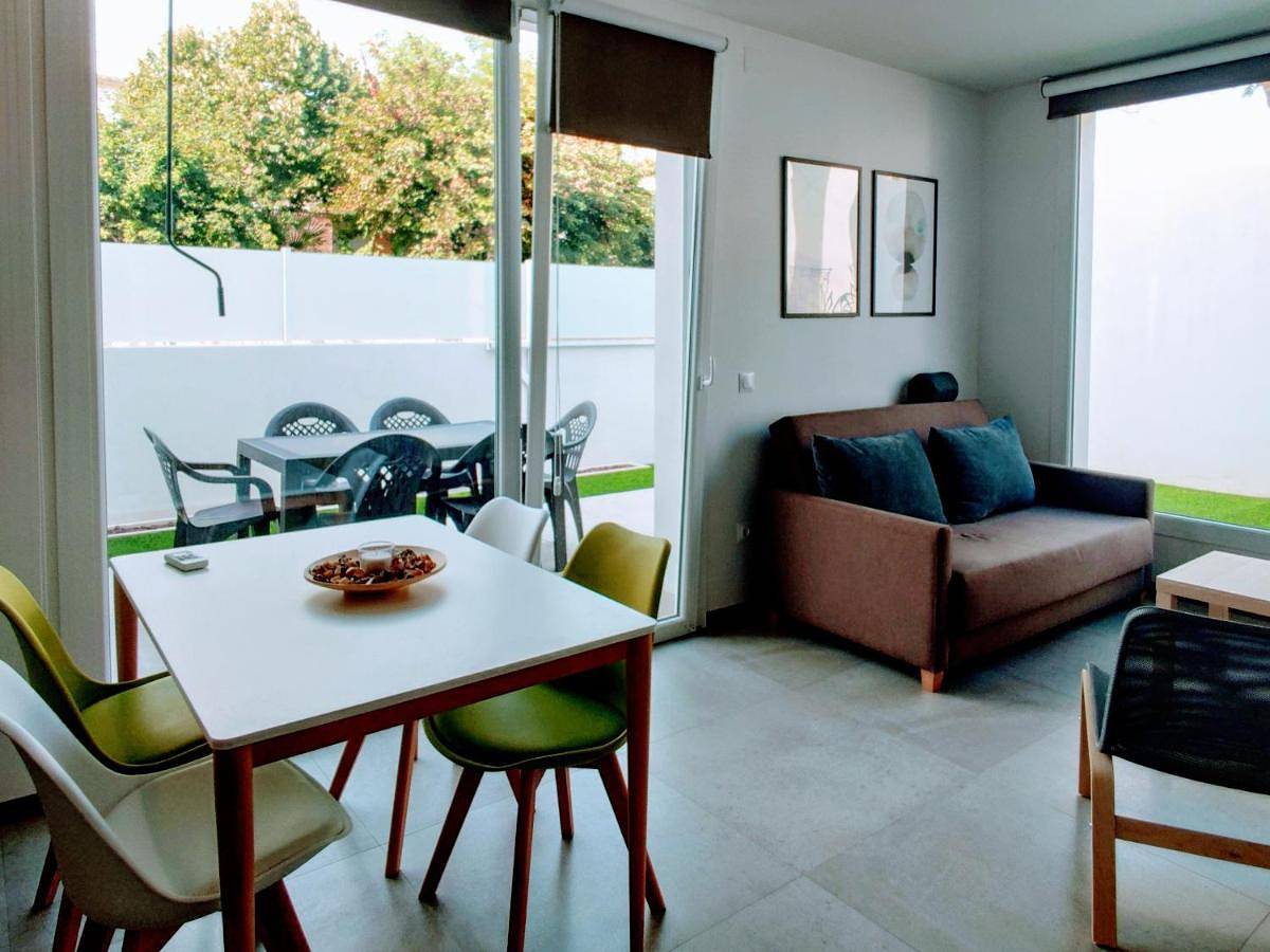 Apartamento entero, Vivabien Playa I - Apartamentos junto al mar in Castellón de la Plana, Costa del Azahar