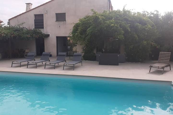 Villa pour 11 personnes, avec jardin et terrasse dans Saint-Cyprien-Plage