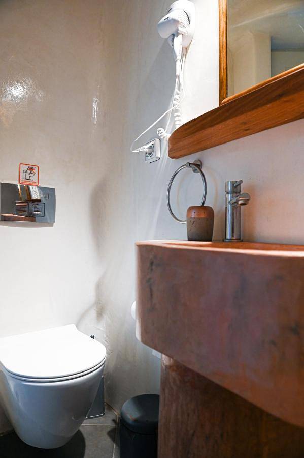 Gîte pour 6 personnes, avec vue et jardin à Karterados - 4