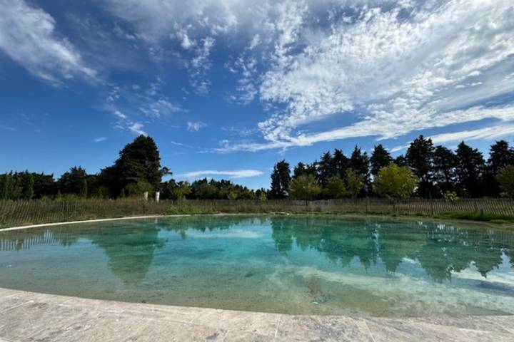 Location de vacances pour 9 personnes, avec terrasse ainsi que jacuzzi et jardin, adapté aux familles à Le Thor - 3