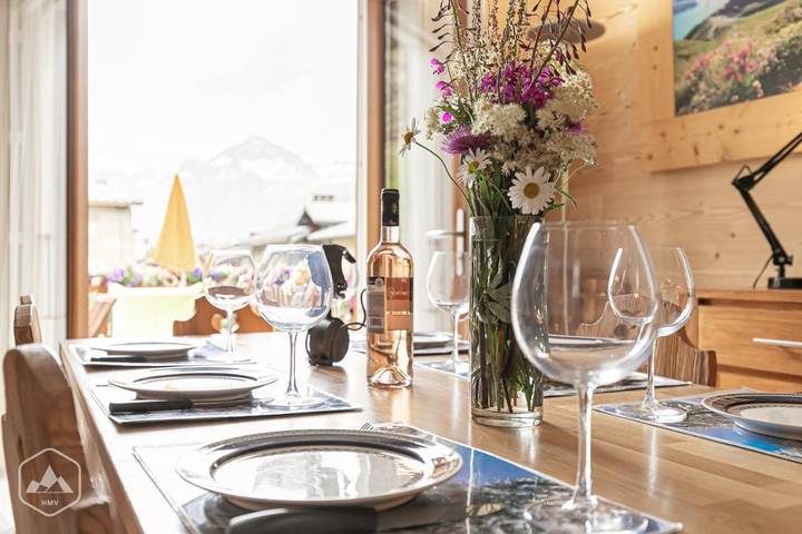 Gîte pour 2 personnes, avec balcon dans Office De Tourisme De Val Cenis Lanslevillard - 2